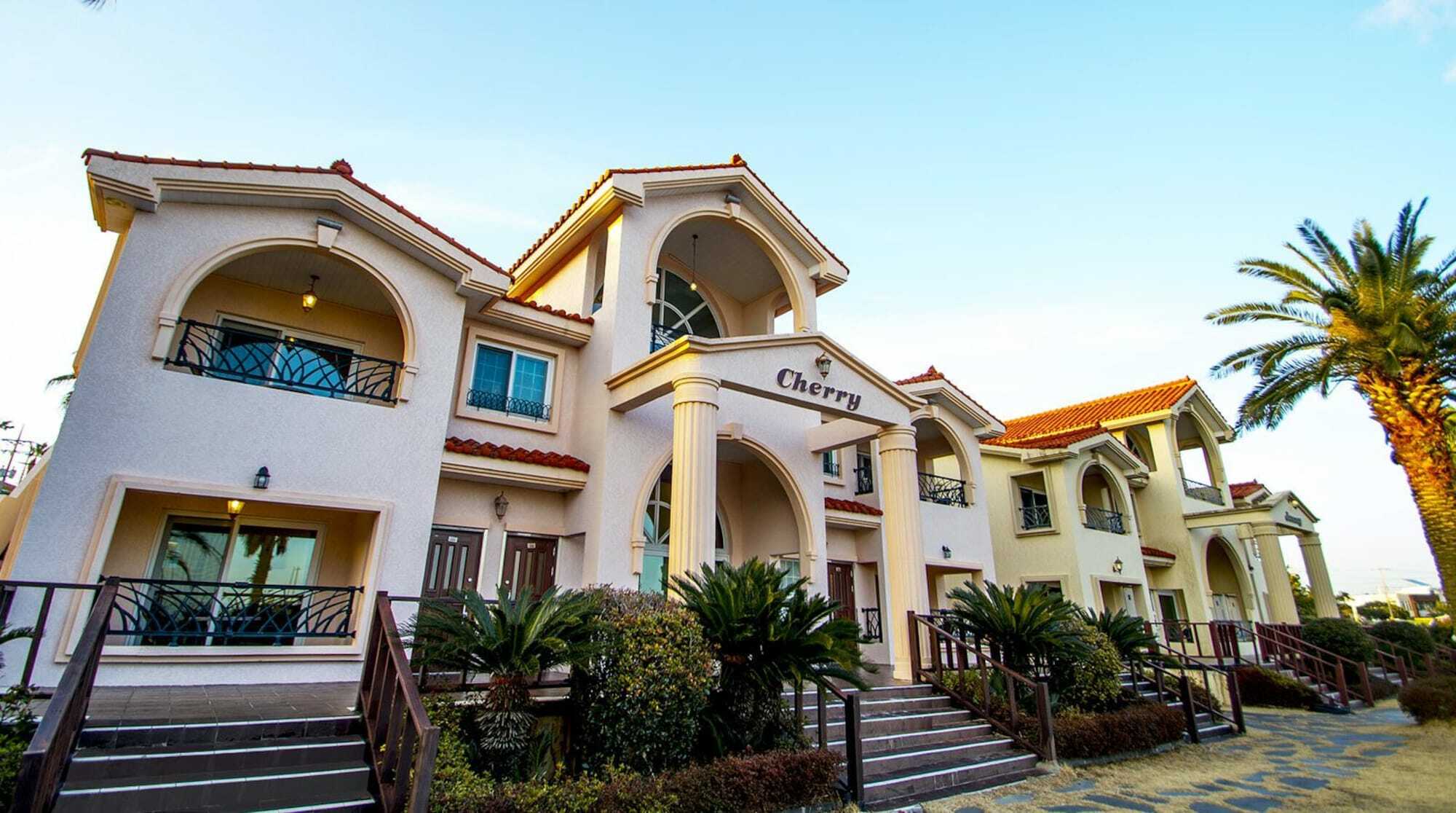 Cherry House Seogwipo Exterior photo